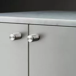 Buster + Punch Cross Knop Pak Van 2, Staal -Knoppen & handgrepen Verkoop buster punch buster punch knop 2 pack zwart 9